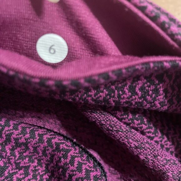 Lululemon Wunder Under Cropped Leggings Pocket Size 6 Teeny Tooth Fucshia Black - Picture 5 of 8